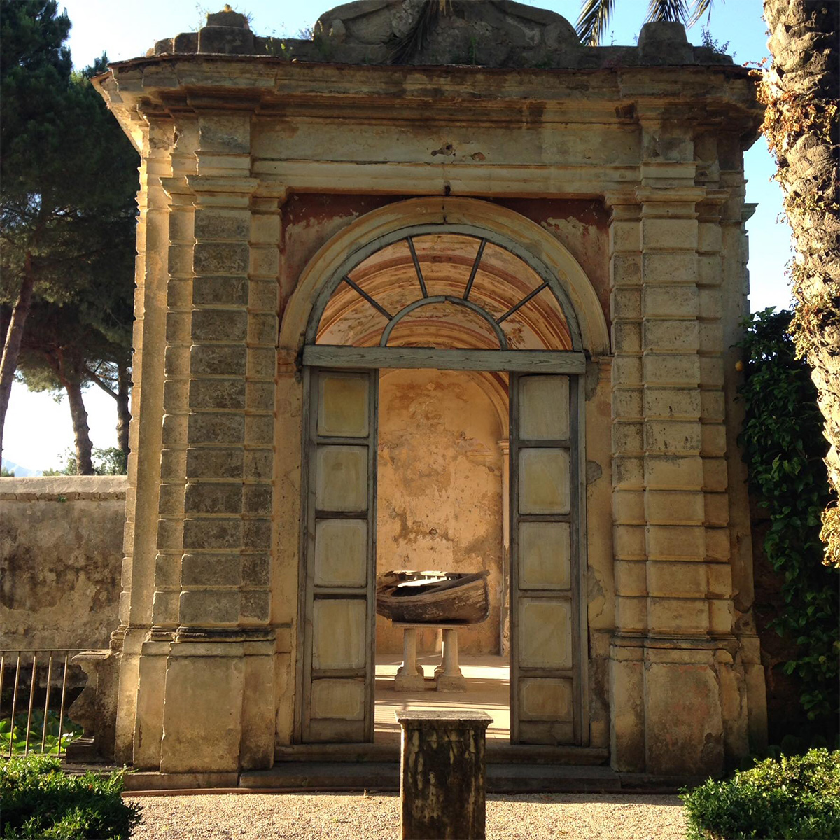 Giardino dei duchi Guevara di Bovino padiglione